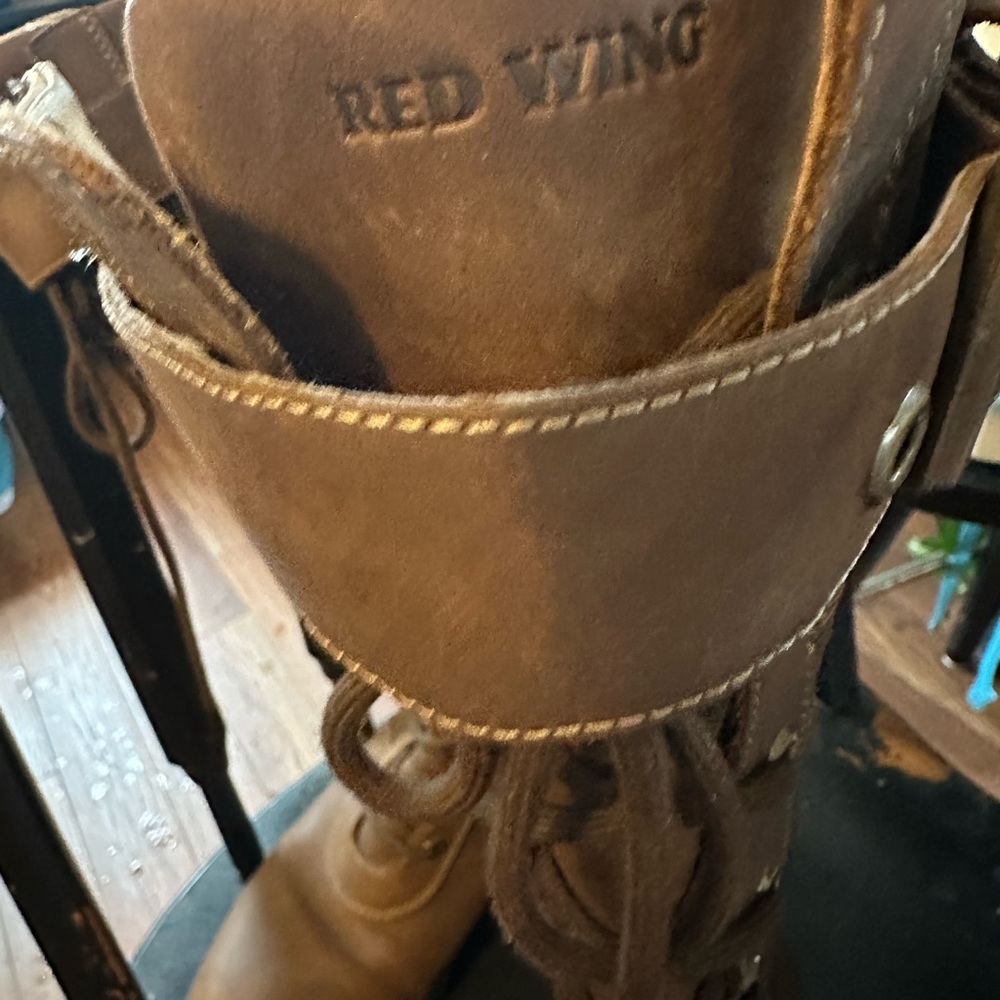 Red Wing Shoes Woman’s 9.5 tall leather zip up boots - Picture 3 of 6